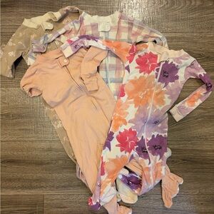 5 Burts Bees footies